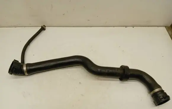 BMW 5 E39 Engine coolant pipe/hose 