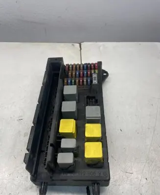 Volkswagen Crafter Fuse module A9065450401
