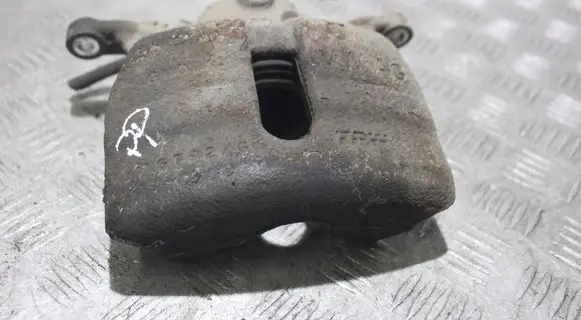 Skoda Octavia Mk3 (5E) Front brake caliper