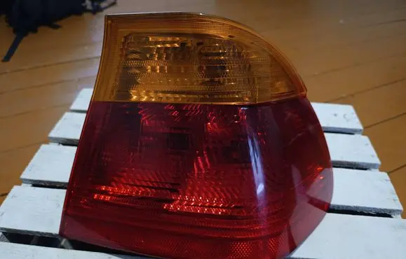 BMW 3 E46 Rear/tail lights 8364922 8364926 8383100