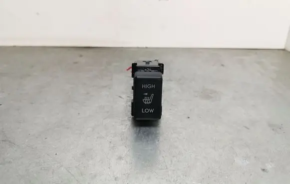 Subaru Forester SJ Seat heating switch 13726MD