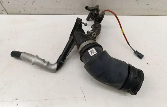 Dacia Duster II Intercooler hose/pipe 165752306R 165763616R