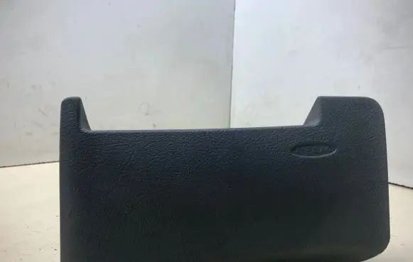 Knee airbag