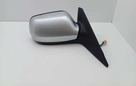 Mazda 6 Front door electric wing mirror E11015797