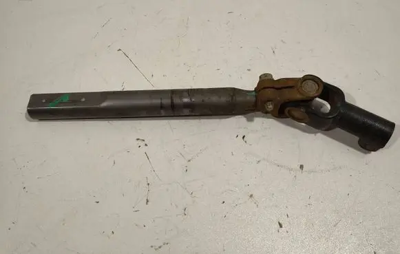 Toyota Hilux (N140, N150, N160, N170) Steering column universal joint 4520935110