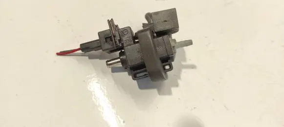 Citroen C6 Turbo solenoid valve 70058501