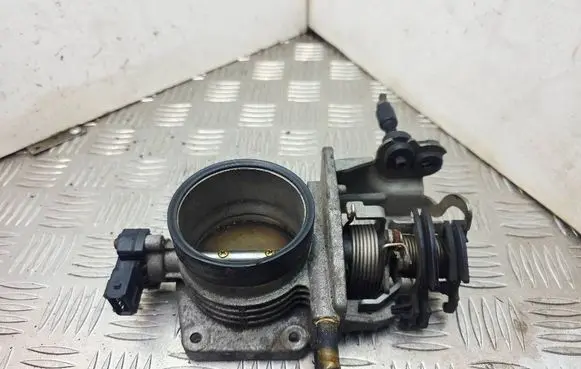 BMW 7 E38 Throttle valve 1721456 18631721456 18661721456