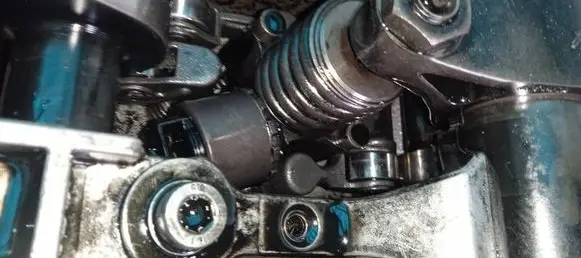 Audi A4 S4 B7 8E 8H Fuel injector 03G130073G