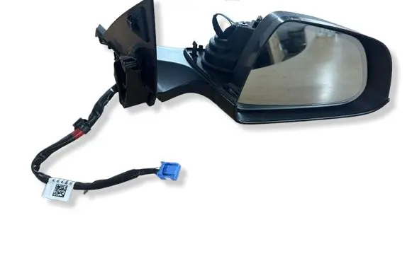 Front door electric wing mirror