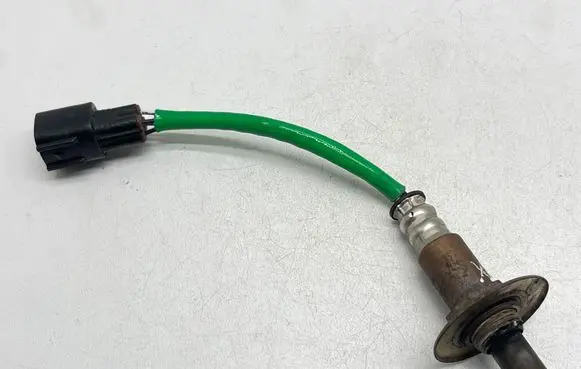 Subaru XV II Lambda probe sensor 22690AB070