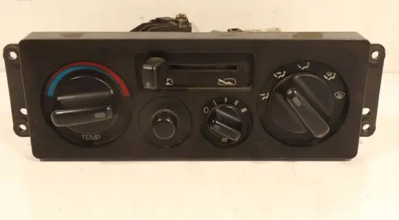 Opel Monterey Interior fan control switch 5261802426