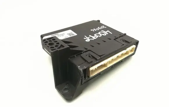 Toyota Avensis T270 Climate control unit 88650-05232 MB177700-8180