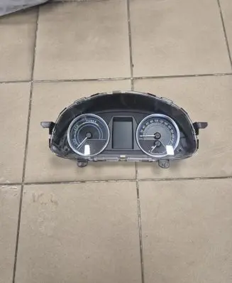 Toyota Auris E180 Speedometer (instrument cluster) 838000ZW30 A2C31789200
