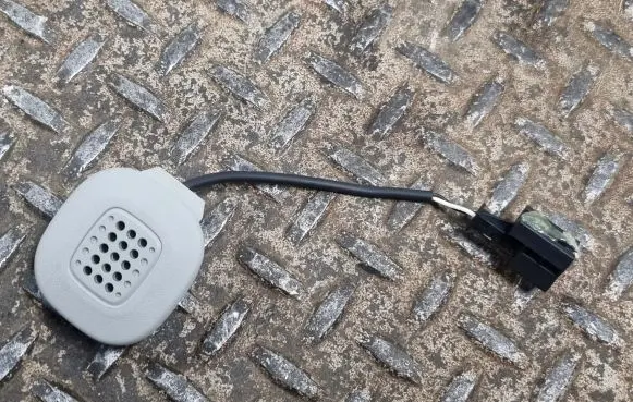 Chrysler Pacifica Microphone (bluetooth/phone) 6UA07PD2AA