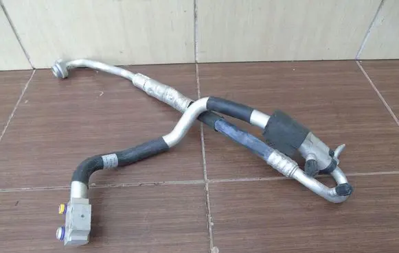 Audi A5 8T 8F Air conditioning (A/C) pipe/hose 4F0260701M