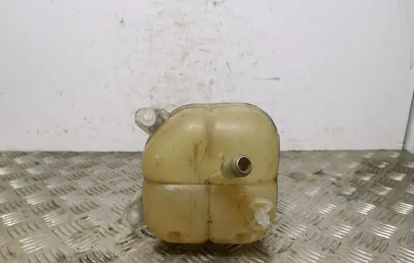 Jeep Cherokee Coolant expansion tank/reservoir 68102155AD