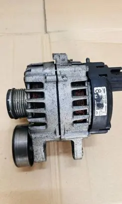 KIA Stinger Generator/alternator 373002F800