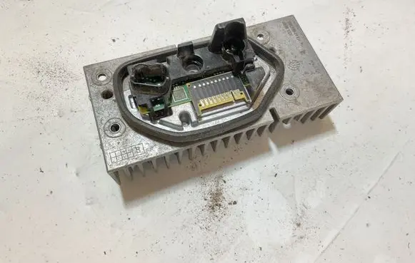 BMW 3 G20 G21 LED ballast control module 24471001