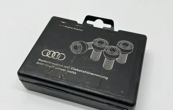 Audi Q5 SQ5 Anti-theft wheel nuts and lock 