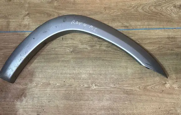 Toyota RAV 4 (XA20) Front arch trim 7560142070 7560142080