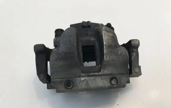 Volvo XC40 Front brake caliper 31471663 PRZOD