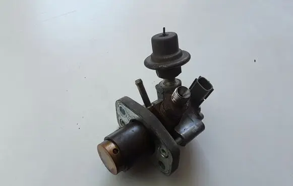 Lexus LS 460 - 600H Fuel injection high pressure pump 2951000190