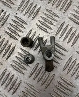 Alfa Romeo 166 Fuel Injector clamp holder 