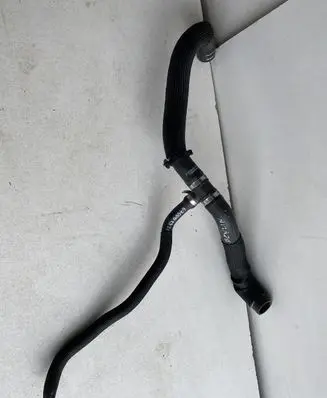 Maserati Ghibli Engine coolant pipe/hose 670001321