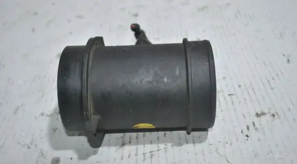 Audi A6 S6 C5 4B Mass air flow meter 059906461E