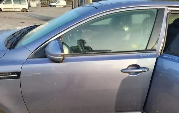 KIA Optima Front door
