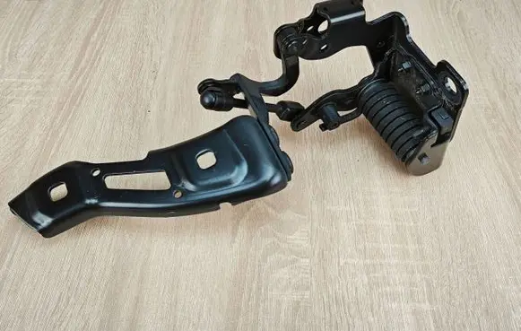 BMW 4 G22 G23 G24 G26 Tailgate/trunk/boot hinge 430IXA