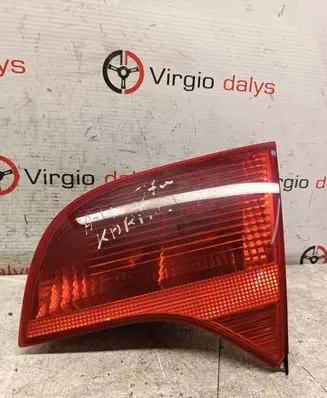 Audi A4 S4 B7 8E 8H Tailgate rear/tail lights 8E9945094 484502 ULO749002
