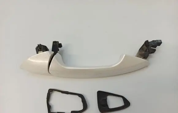 Mercedes-Benz E W212 Rear door exterior handle A2047600270 A2047660605 A2047600420
