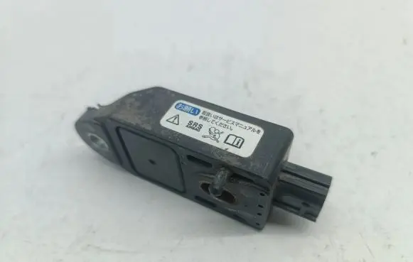 Honda FR-V Airbag deployment crash/impact sensor 77930SFEJ110M2 M0YA0CT9R0E