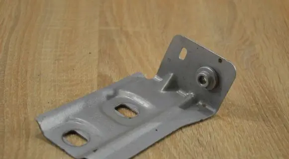 Renault Laguna III Fender mounting bracket 625A00002R