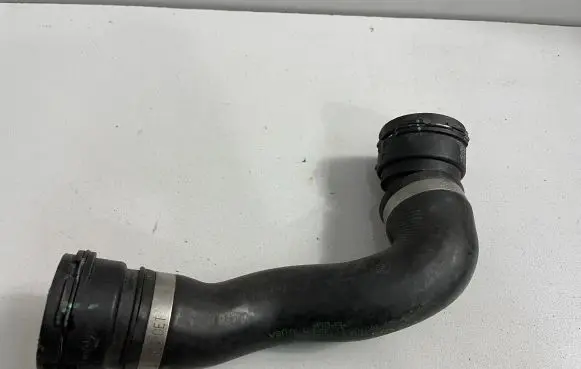 BMW X6 F16 Engine coolant pipe/hose 8517969