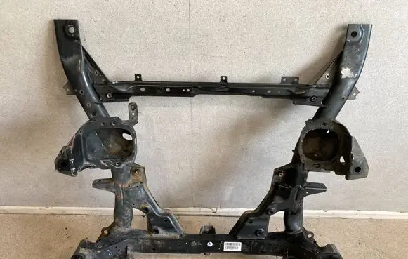 BMW X6 E71 Front subframe 6779358