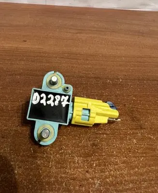 Audi A6 S6 C6 4F Airbag deployment crash/impact sensor 4F0955557 D2287
