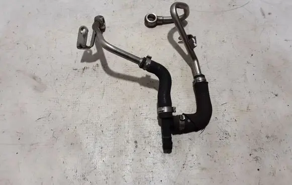 BMW 5 F10 F11 Turbo turbocharger oiling pipe/hose 7577013