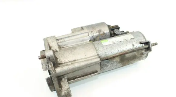 Audi A6 S6 C6 4F Starter motor 06D911023A