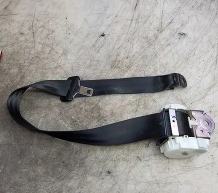Citroen C5 Middle seatbelt (rear) 96561750XX 1000045 34001571