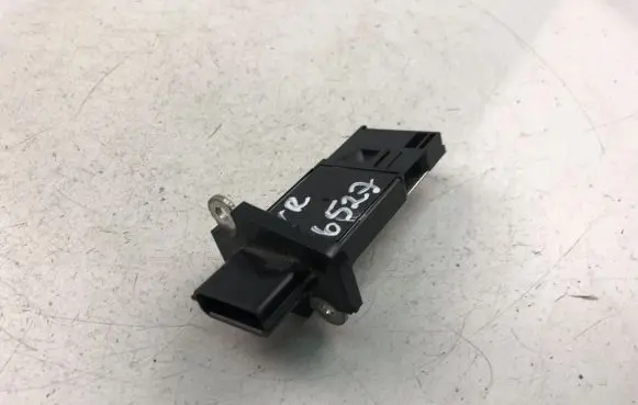 Nissan Qashqai Mass air flow meter 226807S000