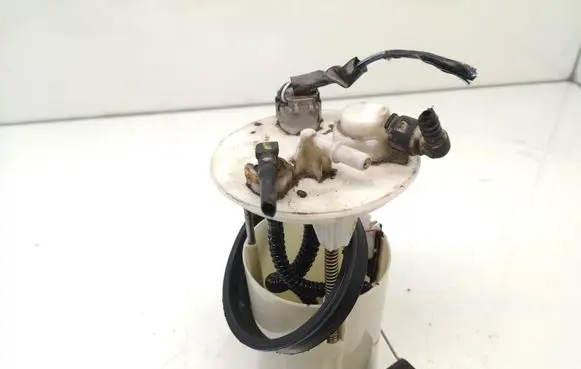 Toyota Avensis T250 Fuel level sensor 7701002040 0580300013 783221