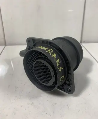 Volkswagen Touran I Mass air flow meter 038906461B