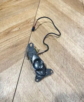 Mercedes-Benz E W211 Wing mirror switch 2118208310 03211010