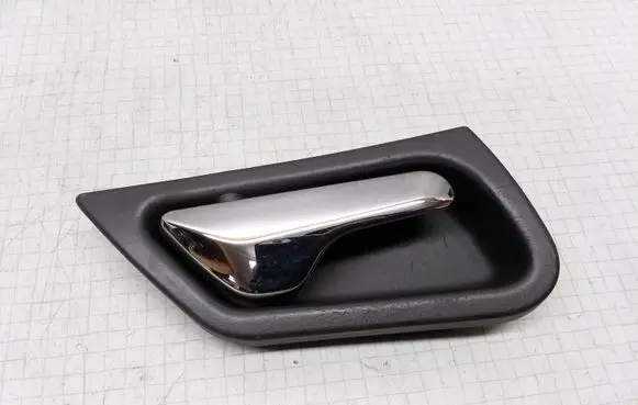 Mercedes-Benz C AMG W203 Front door interior handle A3171010001