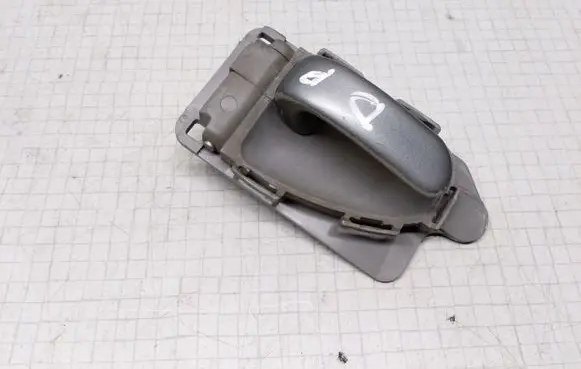 Citroen Xsara Picasso Front door interior handle 9631487677