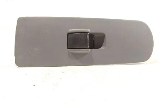 Mitsubishi Colt Electric window control switch 315924