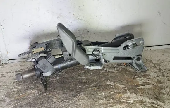 Volvo XC70 Steering rack mechanical part P9491778 T190104332 73760