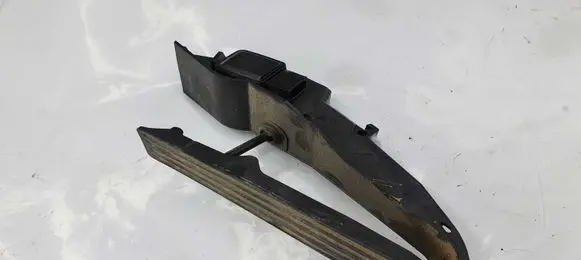 BMW 5 E39 Accelerator throttle pedal 3540676248001 25916010